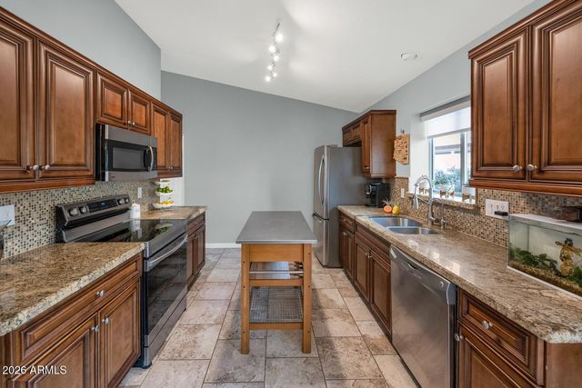 4834 E MOSSMAN Road, Phoenix, AZ 85054