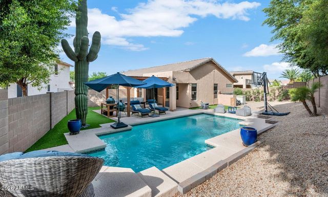 4834 E MOSSMAN Road, Phoenix, AZ 85054