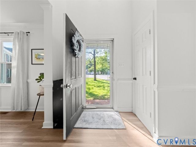 4001 Kings Gate Rd, Chester, VA 23831