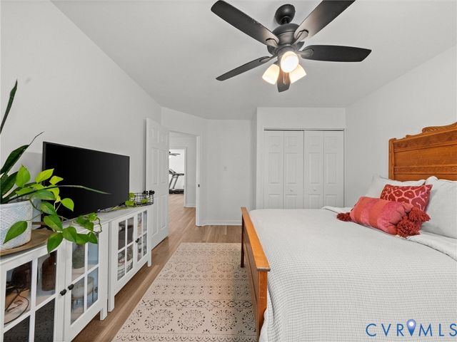 4001 Kings Gate Rd, Chester, VA 23831
