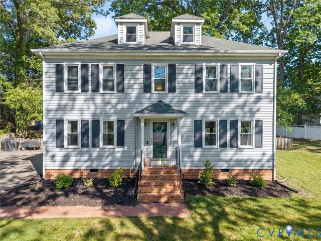 4001 Kings Gate Rd, Chester, VA 23831