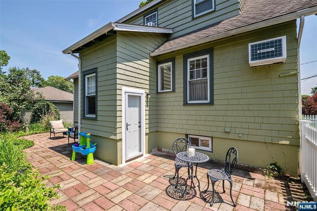 334 Corona Place, Ridgewood, NJ 07450