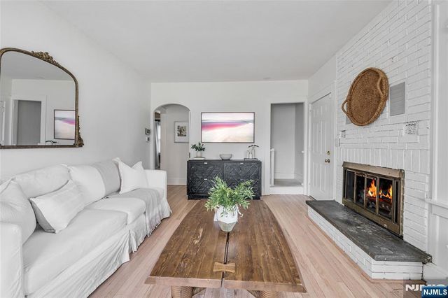 334 Corona Place, Ridgewood, NJ 07450
