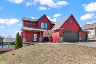 1610 BALDWIN Circle, Council Bluffs, IA 51503