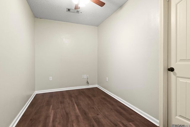 2113 Maple Ridge Dr, Baton Rouge, LA 70816