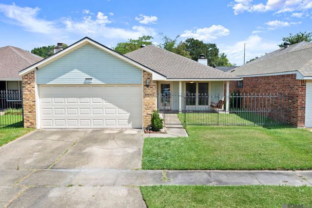 2113 Maple Ridge Dr, Baton Rouge, LA 70816