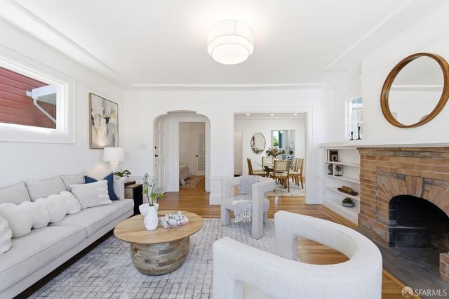 2451 32nd Avenue, San Francisco, CA 94116