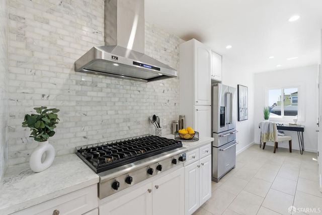 2451 32nd Avenue, San Francisco, CA 94116