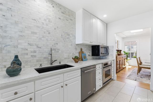 2451 32nd Avenue, San Francisco, CA 94116