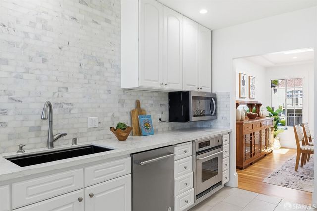 2451 32nd Avenue, San Francisco, CA 94116