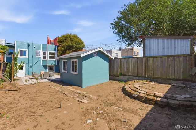 2451 32nd Avenue, San Francisco, CA 94116
