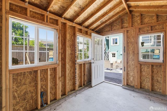2451 32nd Avenue, San Francisco, CA 94116