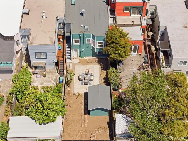 2451 32nd Avenue, San Francisco, CA 94116