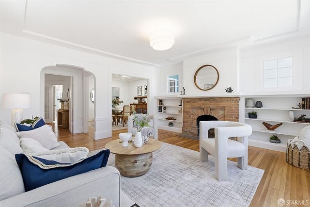 2451 32nd Avenue, San Francisco, CA 94116