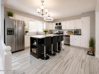 49 Maurice Avenue, Holmdel, NJ 07733