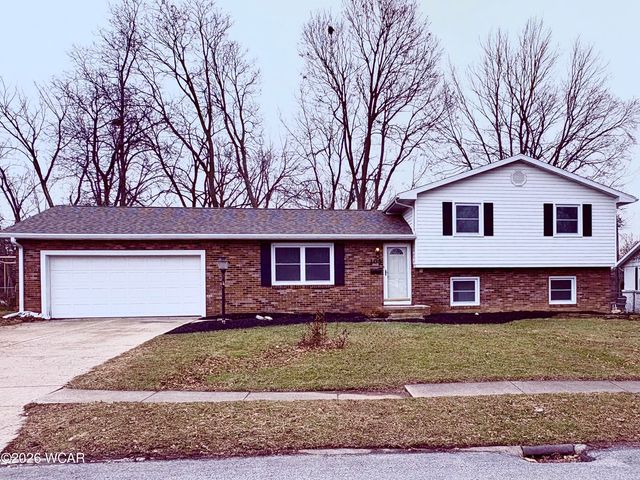 108 Valley Way, Lima, OH 45804