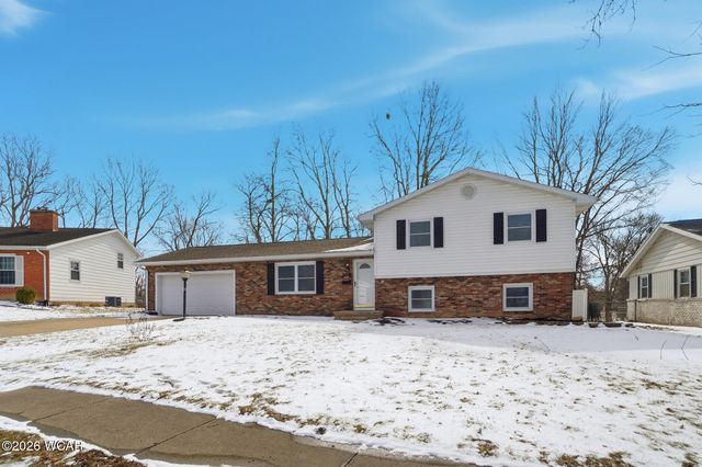 108 Valley Way, Lima, OH 45804