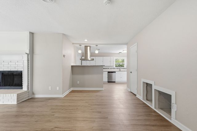 3804 Cornish Avenue, Fort Worth, TX 76133