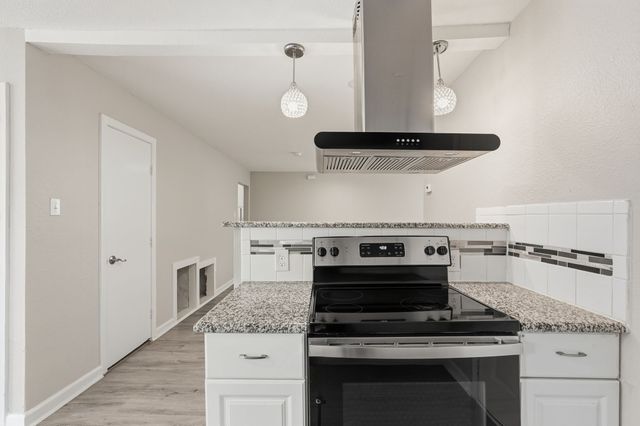 3804 Cornish Avenue, Fort Worth, TX 76133