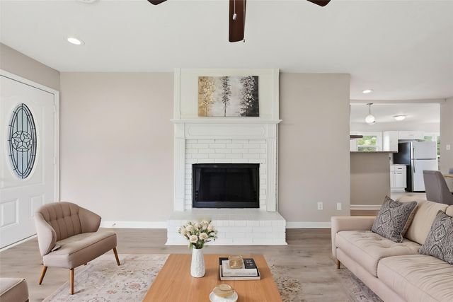 3804 Cornish Avenue, Fort Worth, TX 76133