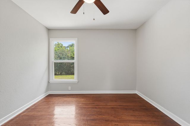 3804 Cornish Avenue, Fort Worth, TX 76133