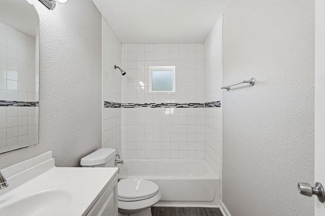 3804 Cornish Avenue, Fort Worth, TX 76133