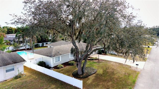 1529 SUMATRA AVENUE, Deltona, FL 32725