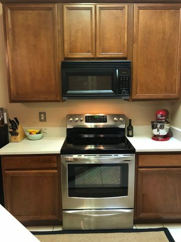 1614 Poinsettia Boulevard, Denton, TX 76208