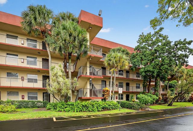 3301 NW 47th Terrace 308, Lauderdale Lakes, FL 33319
