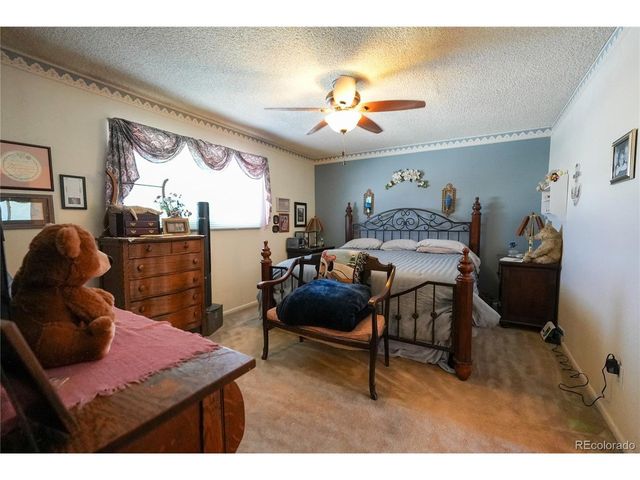 9155 E Oxford Dr, Denver, CO 80237