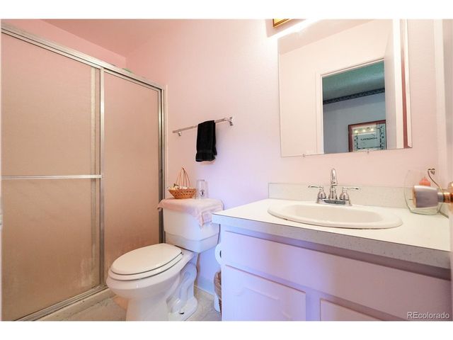 9155 E Oxford Dr, Denver, CO 80237