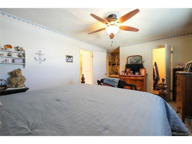 9155 E Oxford Dr, Denver, CO 80237
