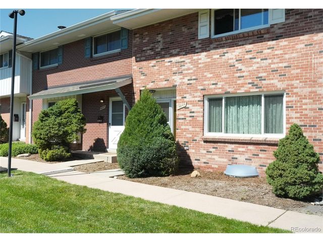 9155 E Oxford Dr, Denver, CO 80237