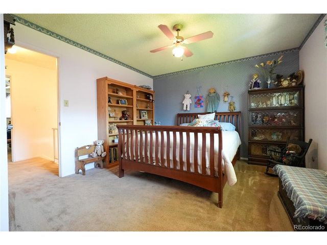 9155 E Oxford Dr, Denver, CO 80237