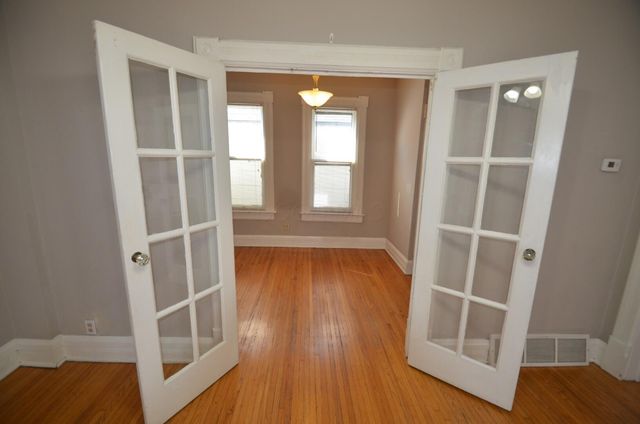 208 W 3rd Avenue, Columbus, OH 43201