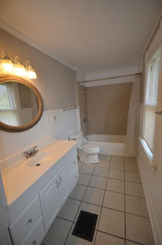 208 W 3rd Avenue, Columbus, OH 43201