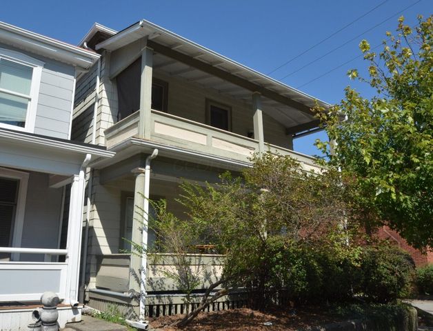 208 W 3rd Avenue, Columbus, OH 43201