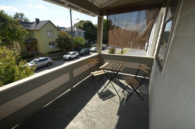 208 W 3rd Avenue, Columbus, OH 43201