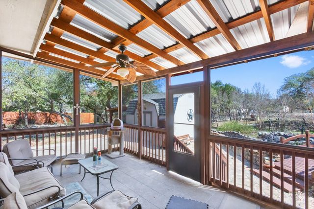 51 Long Bow LN, Wimberley, TX 78676