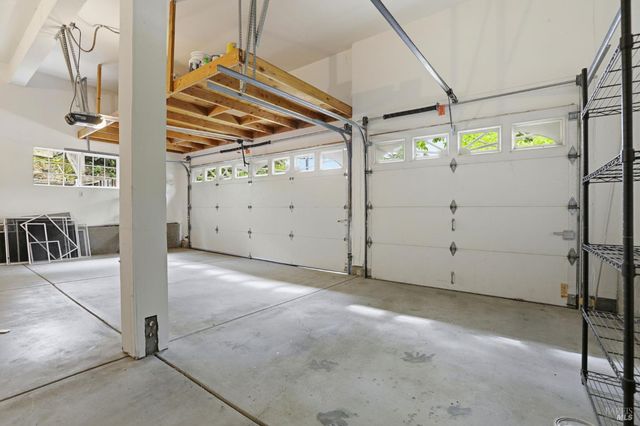 11 Red Oak Ct, Novato, CA 94949