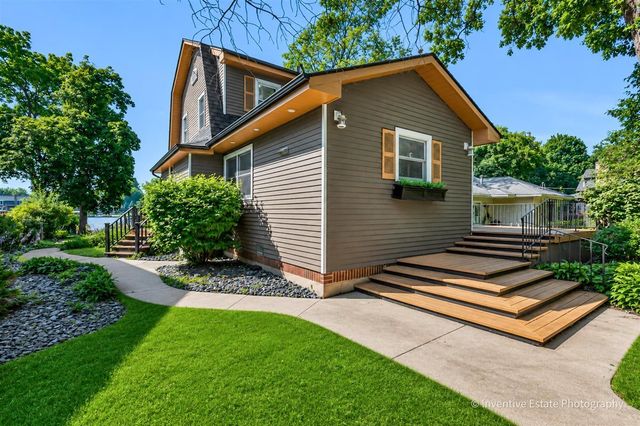 1925 N Woodlawn Park Avenue, Mchenry, IL 60051