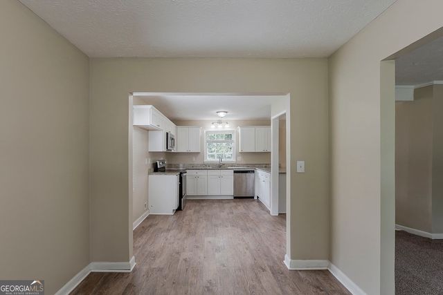 1202 Palisades Lane, Ellenwood, GA 30294