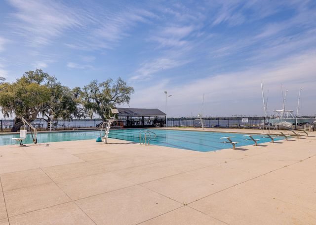 499 Lackland Court, Mount Pleasant, SC 29464