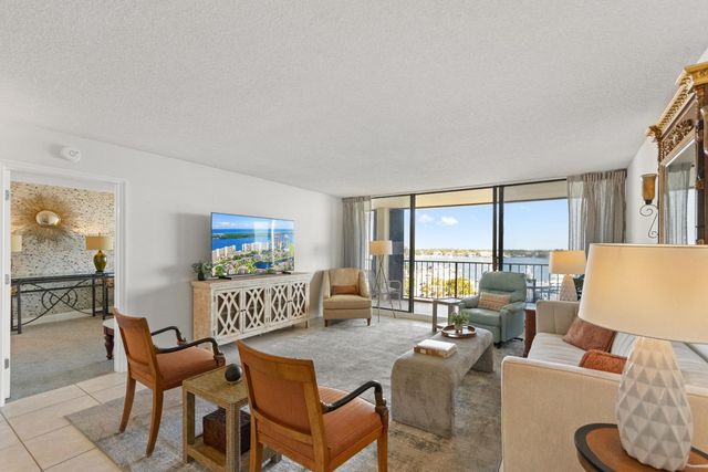 136 Lakeshore Drive 711, North Palm Beach, FL 33408