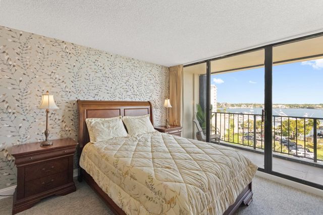 136 Lakeshore Drive 711, North Palm Beach, FL 33408