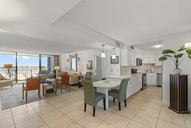 136 Lakeshore Drive 711, North Palm Beach, FL 33408