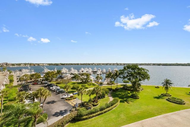 136 Lakeshore Drive 711, North Palm Beach, FL 33408