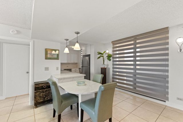 136 Lakeshore Drive 711, North Palm Beach, FL 33408