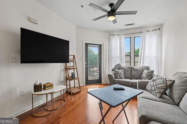 898 Oak Street SW 1220, Atlanta, GA 30310