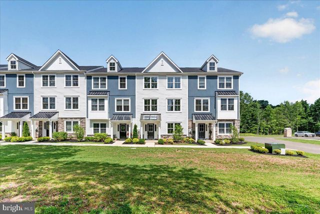 324 SCHADLE RD, Bedminster, PA 18910